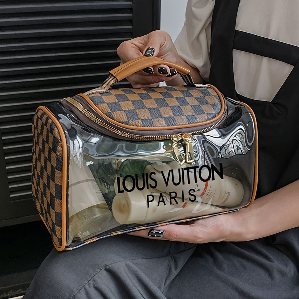 Pochette de Bain pour Produits Cosmétiques LV Unisexe – حقيبة أغراض الحمام